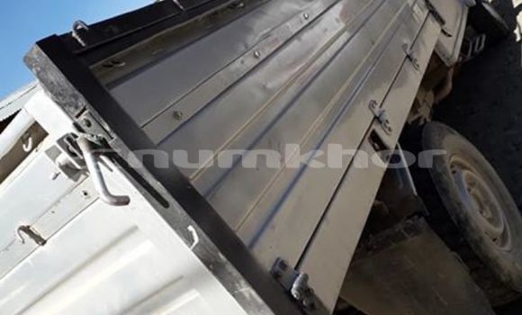 Buy Used Mahindra Bolero Silver Car in Paro in Rinpung Buy Used Mahindra Bolero Silver Car in Paro in Rinpung