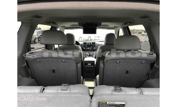 Buy Import Toyota Highlander Black Car in Import - Dubai in Bumthang Buy Import Toyota Highlander Black Car in Import - Dubai in Bumthang