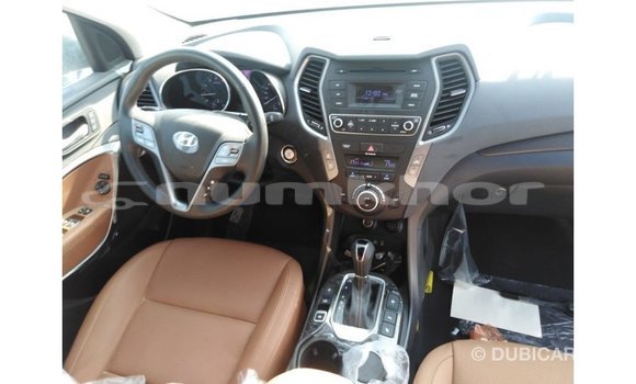 Buy Import Hyundai Santa Fe White Car in Import - Dubai in Bumthang Buy Import Hyundai Santa Fe White Car in Import - Dubai in Bumthang