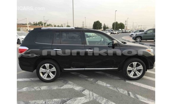 Buy Import Toyota Highlander Black Car in Import - Dubai in Bumthang Buy Import Toyota Highlander Black Car in Import - Dubai in Bumthang