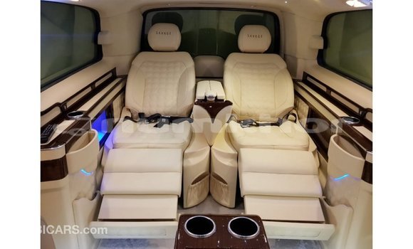 Buy Import Mercedes-Benz 250 Black Car in Import - Dubai in Bumthang Buy Import Mercedes-Benz 250 Black Car in Import - Dubai in Bumthang