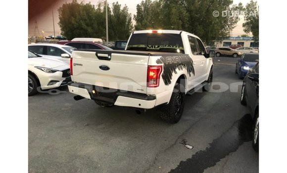 Buy Import Ford V8 White Car in Import - Dubai in Bumthang Buy Import Ford V8 White Car in Import - Dubai in Bumthang