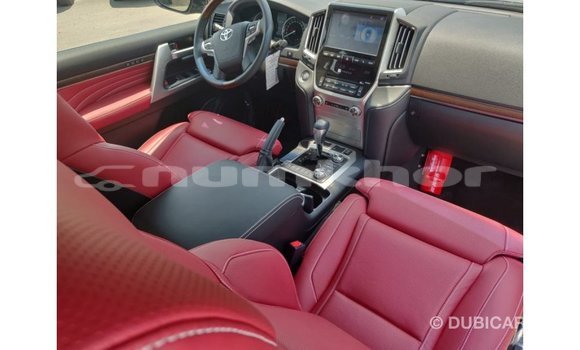 Buy Import Toyota Land Cruiser Black Car in Import - Dubai in Bumthang Buy Import Toyota Land Cruiser Black Car in Import - Dubai in Bumthang