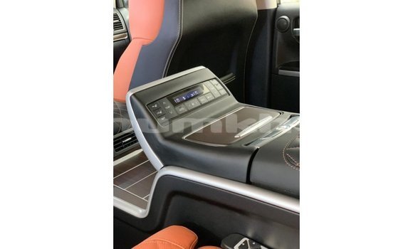 Buy Import Toyota Land Cruiser Black Car in Import - Dubai in Bumthang Buy Import Toyota Land Cruiser Black Car in Import - Dubai in Bumthang