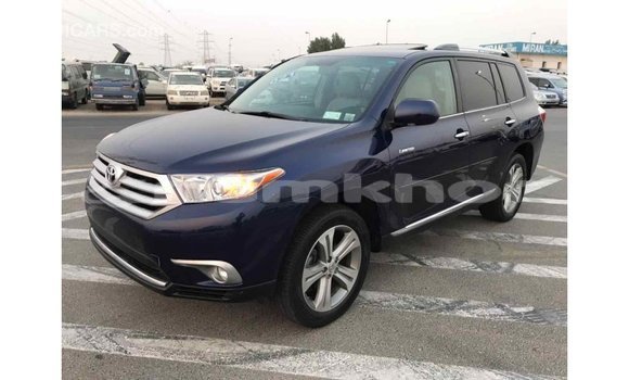 Buy Import Toyota Highlander Blue Car in Import - Dubai in Bumthang Buy Import Toyota Highlander Blue Car in Import - Dubai in Bumthang