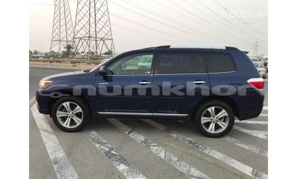 Buy Import Toyota Highlander Blue Car in Import - Dubai in Bumthang Buy Import Toyota Highlander Blue Car in Import - Dubai in Bumthang