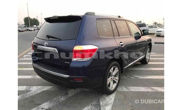 Buy Import Toyota Highlander Blue Car in Import - Dubai in Bumthang Buy Import Toyota Highlander Blue Car in Import - Dubai in Bumthang