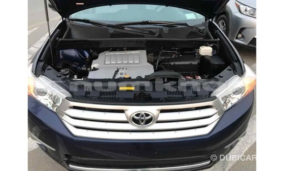 Buy Import Toyota Highlander Blue Car in Import - Dubai in Bumthang Buy Import Toyota Highlander Blue Car in Import - Dubai in Bumthang
