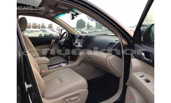 Buy Import Toyota Highlander Black Car in Import - Dubai in Bumthang Buy Import Toyota Highlander Black Car in Import - Dubai in Bumthang