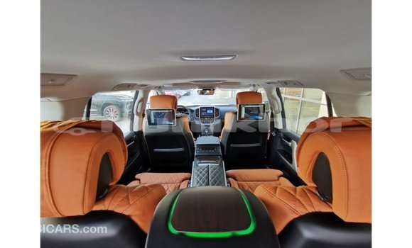 Buy Import Toyota Land Cruiser Black Car in Import - Dubai in Bumthang Buy Import Toyota Land Cruiser Black Car in Import - Dubai in Bumthang