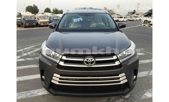 Buy Import Toyota Highlander Other Car in Import - Dubai in Bumthang Buy Import Toyota Highlander Other Car in Import - Dubai in Bumthang