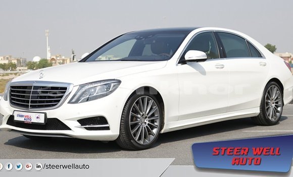 Buy Import Mercedes-Benz 190 White Car in Import - Dubai in Bumthang Buy Import Mercedes-Benz 190 White Car in Import - Dubai in Bumthang