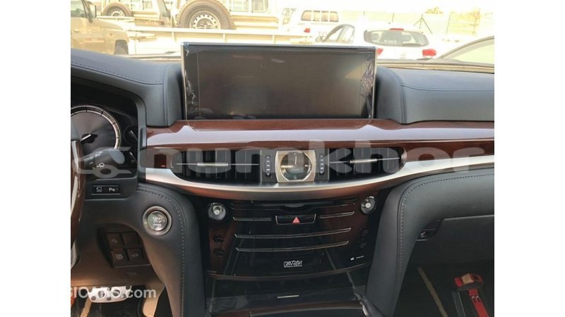 Big with watermark lexus lx bumthang import dubai 1743