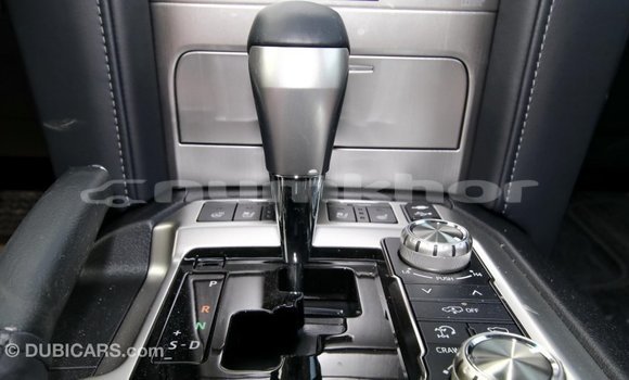 Buy Import Toyota Land Cruiser Black Car in Import - Dubai in Bumthang Buy Import Toyota Land Cruiser Black Car in Import - Dubai in Bumthang