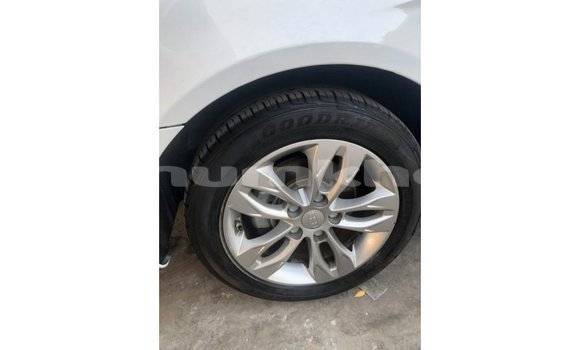 Buy Import Geely Emgrand 7 White Car in Import - Dubai in Bumthang Buy Import Geely Emgrand 7 White Car in Import - Dubai in Bumthang