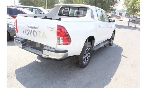 Buy Import Toyota Hilux White Car in Import - Dubai in Bumthang Buy Import Toyota Hilux White Car in Import - Dubai in Bumthang