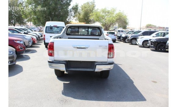 Buy Import Toyota Hilux White Car in Import - Dubai in Bumthang Buy Import Toyota Hilux White Car in Import - Dubai in Bumthang