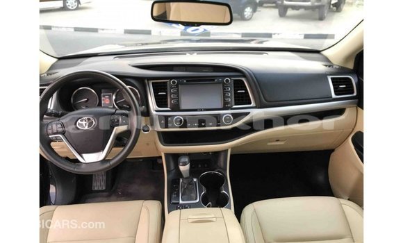 Buy Import Toyota Highlander Black Car in Import - Dubai in Bumthang Buy Import Toyota Highlander Black Car in Import - Dubai in Bumthang