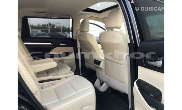 Buy Import Toyota Highlander Black Car in Import - Dubai in Bumthang Buy Import Toyota Highlander Black Car in Import - Dubai in Bumthang