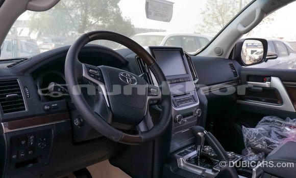 Buy Import Toyota Land Cruiser Black Car in Import - Dubai in Bumthang Buy Import Toyota Land Cruiser Black Car in Import - Dubai in Bumthang