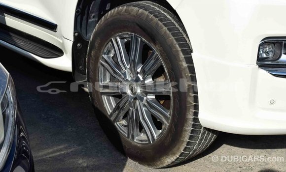 Buy Import Toyota Land Cruiser White Car in Import - Dubai in Bumthang Buy Import Toyota Land Cruiser White Car in Import - Dubai in Bumthang