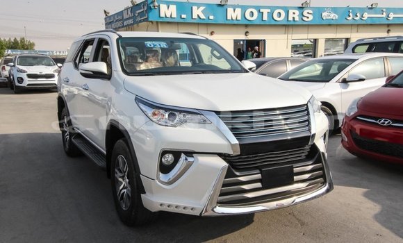 Buy Import Toyota Fortuner White Car in Import - Dubai in Bumthang Buy Import Toyota Fortuner White Car in Import - Dubai in Bumthang