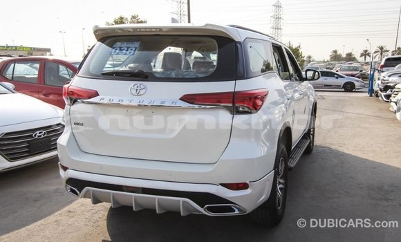 Buy Import Toyota Fortuner White Car in Import - Dubai in Bumthang Buy Import Toyota Fortuner White Car in Import - Dubai in Bumthang