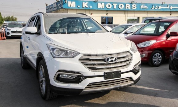 Buy Import Hyundai Santa Fe White Car in Import - Dubai in Bumthang Buy Import Hyundai Santa Fe White Car in Import - Dubai in Bumthang