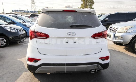 Buy Import Hyundai Santa Fe White Car in Import - Dubai in Bumthang Buy Import Hyundai Santa Fe White Car in Import - Dubai in Bumthang