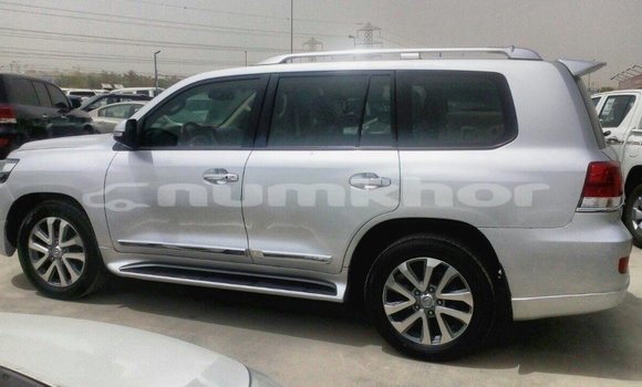 Buy Import Toyota Land Cruiser Other Car in Import - Dubai in Bumthang Buy Import Toyota Land Cruiser Other Car in Import - Dubai in Bumthang