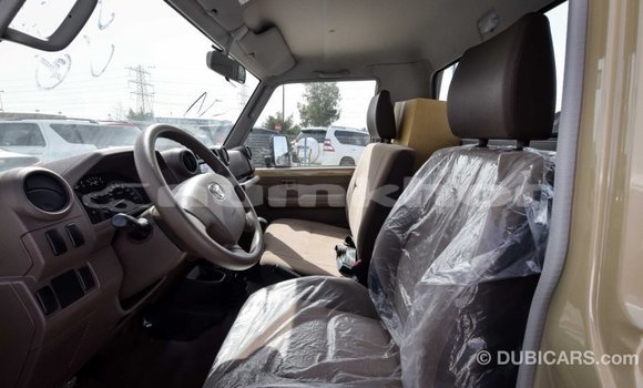 Buy Import Toyota Land Cruiser Beige Car in Import - Dubai in Bumthang Buy Import Toyota Land Cruiser Beige Car in Import - Dubai in Bumthang