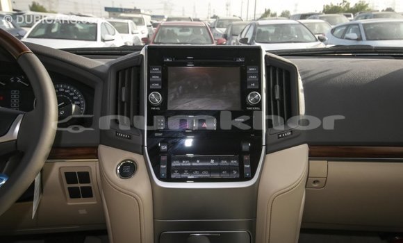 Buy Import Toyota Land Cruiser Black Car in Import - Dubai in Bumthang Buy Import Toyota Land Cruiser Black Car in Import - Dubai in Bumthang