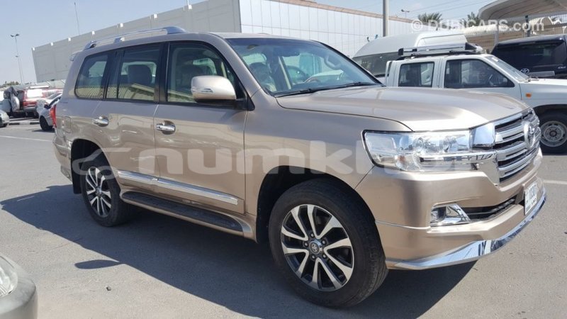 Big with watermark toyota land cruiser bumthang import dubai 1780