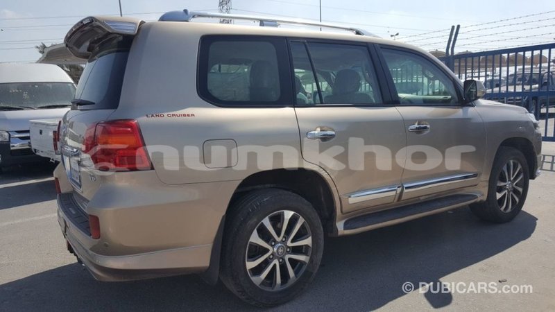 Big with watermark toyota land cruiser bumthang import dubai 1780