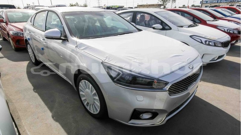 Big with watermark kia cadenza bumthang import dubai 1784