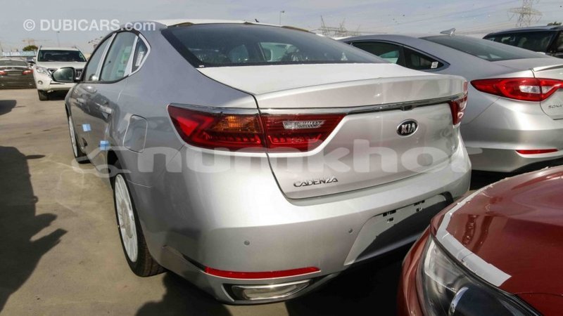 Big with watermark kia cadenza bumthang import dubai 1784