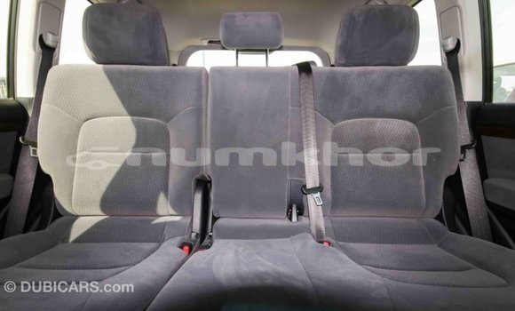 Buy Import Toyota Land Cruiser White Car in Import - Dubai in Bumthang Buy Import Toyota Land Cruiser White Car in Import - Dubai in Bumthang