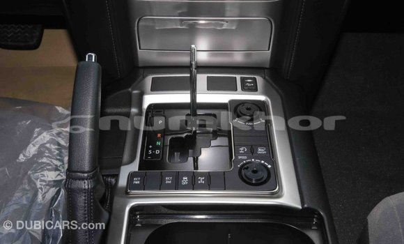 Buy Import Toyota Land Cruiser White Car in Import - Dubai in Bumthang Buy Import Toyota Land Cruiser White Car in Import - Dubai in Bumthang