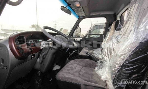 Buy Import Hyundai Accent White Car in Import - Dubai in Bumthang Buy Import Hyundai Accent White Car in Import - Dubai in Bumthang