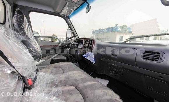 Buy Import Hyundai Accent White Car in Import - Dubai in Bumthang Buy Import Hyundai Accent White Car in Import - Dubai in Bumthang