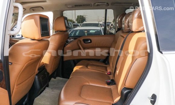 Buy Import Nissan Patrol White Car in Import - Dubai in Bumthang Buy Import Nissan Patrol White Car in Import - Dubai in Bumthang