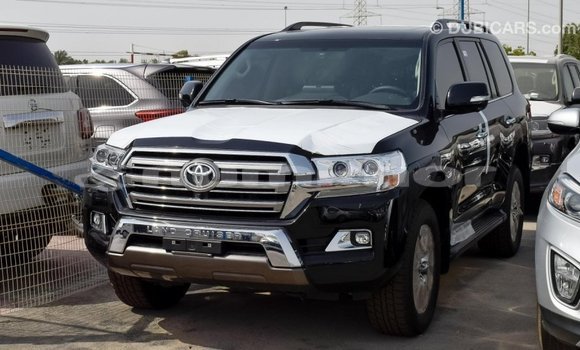 Buy Import Toyota Land Cruiser Black Car in Import - Dubai in Bumthang Buy Import Toyota Land Cruiser Black Car in Import - Dubai in Bumthang