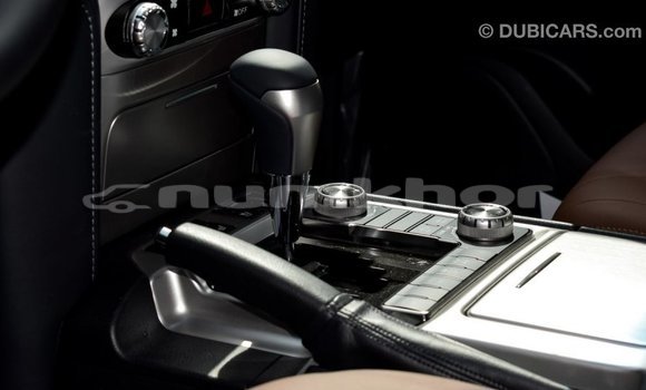 Buy Import Toyota Land Cruiser Black Car in Import - Dubai in Bumthang Buy Import Toyota Land Cruiser Black Car in Import - Dubai in Bumthang