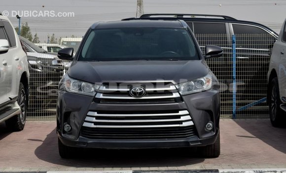 Buy Import Toyota Highlander Other Car in Import - Dubai in Bumthang Buy Import Toyota Highlander Other Car in Import - Dubai in Bumthang