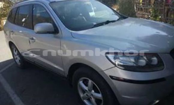 Buy Used Hyundai Santa Fe Silver Car in Thimphu in Timphu