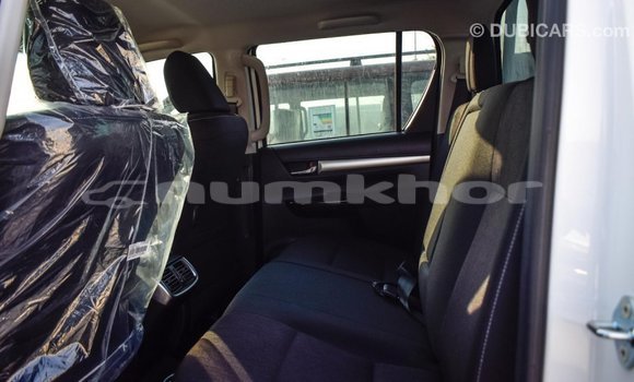 Buy Import Toyota Hilux White Car in Import - Dubai in Bumthang Buy Import Toyota Hilux White Car in Import - Dubai in Bumthang