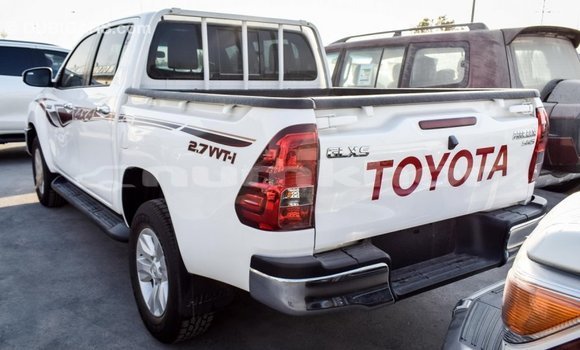 Buy Import Toyota Hilux White Car in Import - Dubai in Bumthang Buy Import Toyota Hilux White Car in Import - Dubai in Bumthang