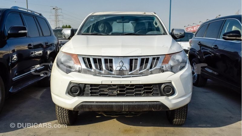 Big with watermark mitsubishi l200 bumthang import dubai 1828
