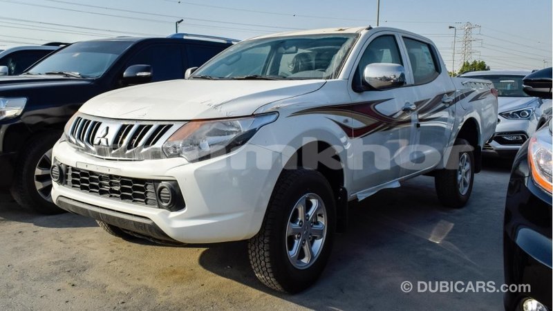 Big with watermark mitsubishi l200 bumthang import dubai 1828