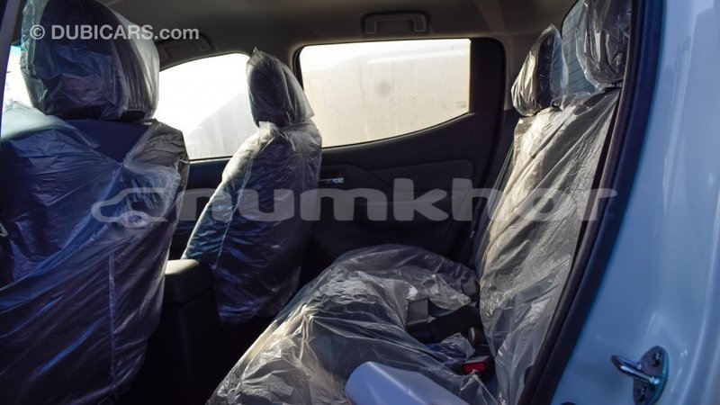 Big with watermark mitsubishi l200 bumthang import dubai 1828